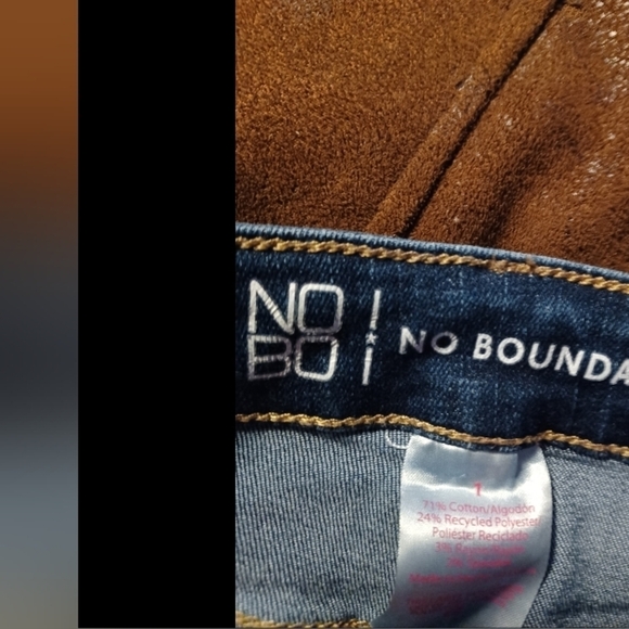 No Boundaries size 1 Juniors - Picture 5 of 5